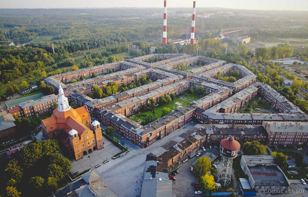 ŚOT + Gdziewyjechac.pl – Wędrowne Motyle = architektura województwa śląskiego